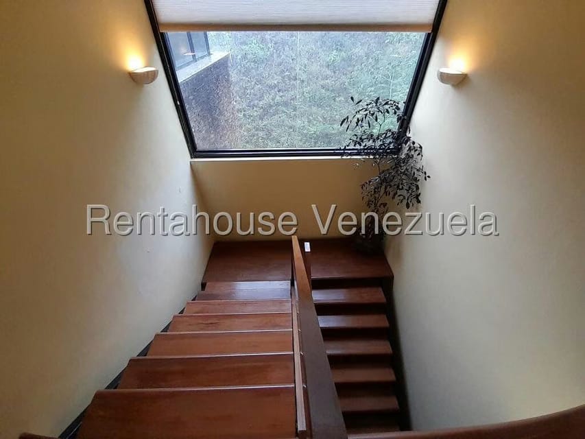 Apartamento (Duplex) en Venta en Lomas de La Lagunita, Distrito Metropolitano - 37