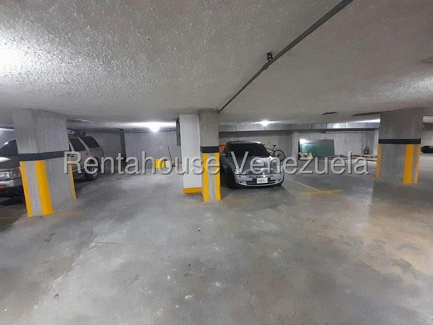 Apartamento (Duplex) en Venta en Lomas de La Lagunita, Distrito Metropolitano - 54