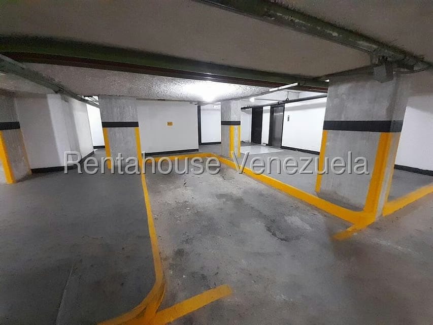Apartamento (Duplex) en Venta en Lomas de La Lagunita, Distrito Metropolitano - 55