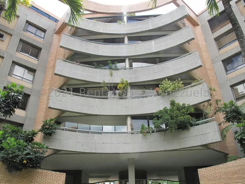 Apartamento (1 Nivel) en Alquiler en Campo Alegre, Distrito Metropolitano