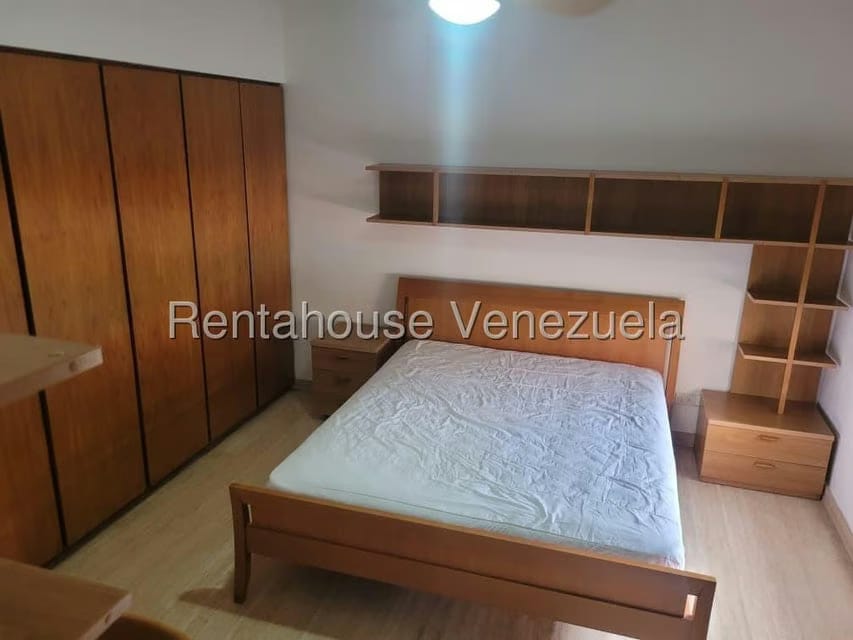 Apartamento (1 Nivel) en Alquiler en Campo Alegre, Distrito Metropolitano - 31