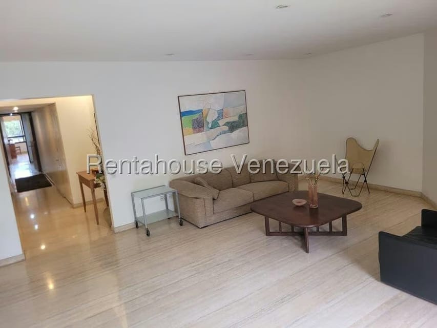 Apartamento (1 Nivel) en Alquiler en Campo Alegre, Distrito Metropolitano - 9