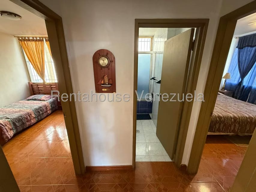 Apartamento (1 Nivel) en Alquiler en Los Palos Grandes, Distrito Metropolitano - 7
