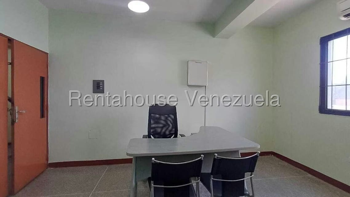 Comercial (Local Comercial) en Venta en Zona Oeste, Lara - 12
