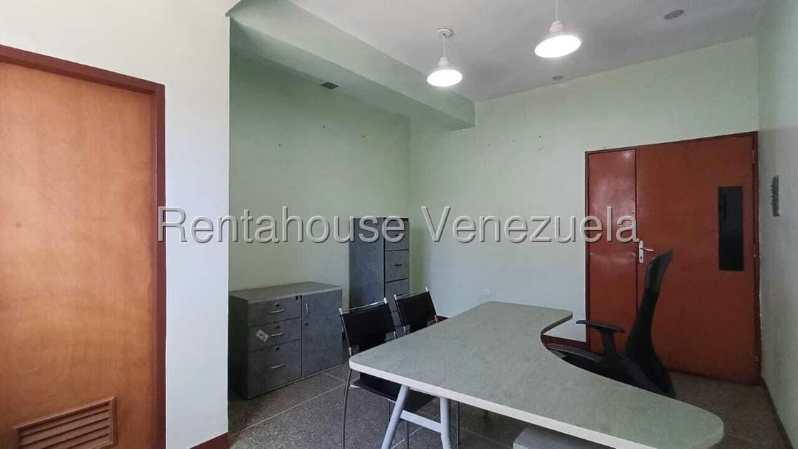 Comercial (Local Comercial) en Venta en Zona Oeste, Lara - 14