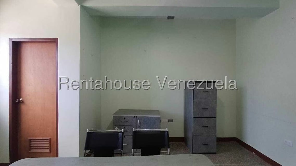 Comercial (Local Comercial) en Venta en Zona Oeste, Lara - 15