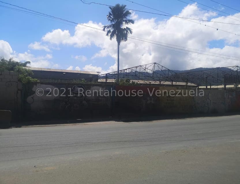 Terreno (Comercial) en Venta en El Marques, Miranda - 3