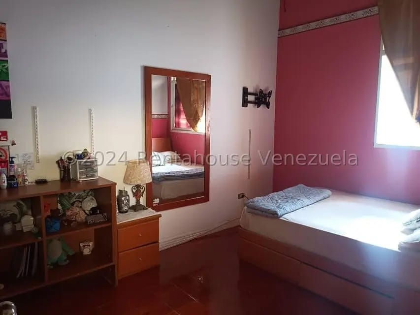 Casa (Multipes Niveles) en Venta en La Rosaleda, Miranda - 20