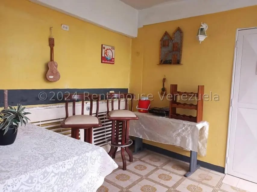 Casa (Multipes Niveles) en Venta en La Rosaleda, Miranda - 30