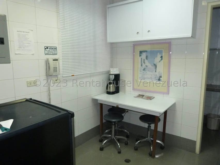 Comercial (Oficina) en Alquiler en Chacao, Distrito Metropolitano - 11