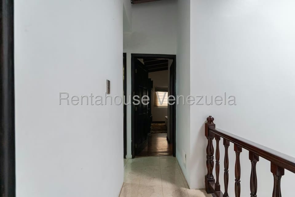 Casa (Multipes Niveles) en Venta en Lomas de La Trinidad, Distrito Metropolitano - 26