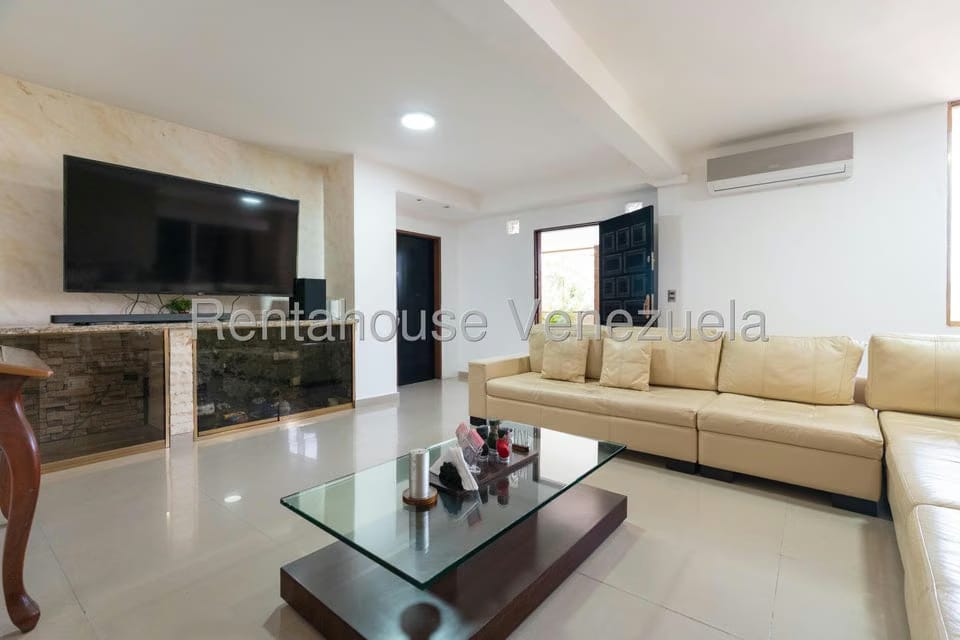 Casa (Multipes Niveles) en Venta en Lomas de La Trinidad, Distrito Metropolitano - 38