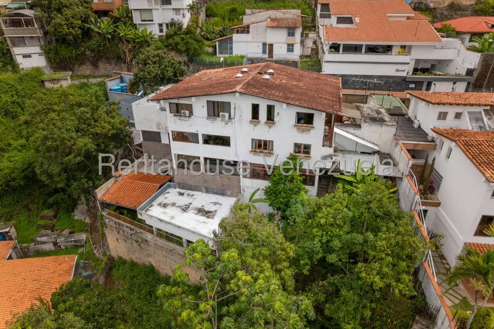 Casa (Multipes Niveles) en Venta en Lomas de La Trinidad, Distrito Metropolitano - 55