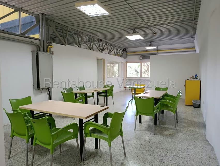 Comercial (Oficina) en Alquiler en Terrazas del Avila, Distrito Metropolitano