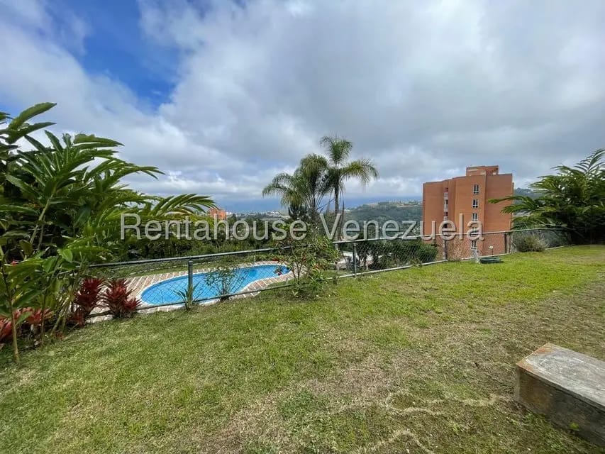 Apartamento (1 Nivel) en Alquiler en Oripoto, Distrito Metropolitano - 25