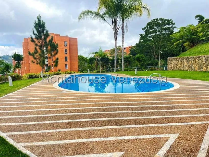 Apartamento (1 Nivel) en Alquiler en Oripoto, Distrito Metropolitano - 27