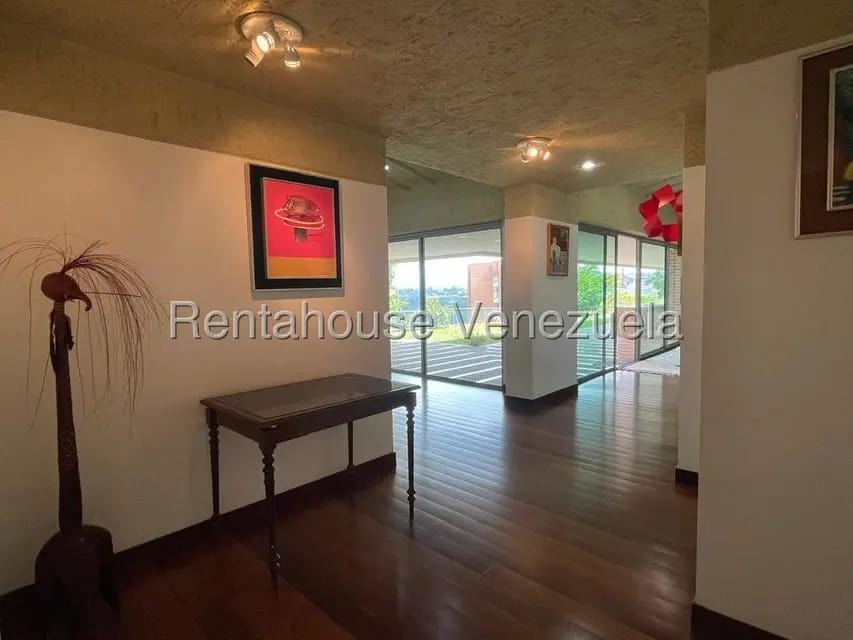 Apartamento (1 Nivel) en Alquiler en Oripoto, Distrito Metropolitano - 4