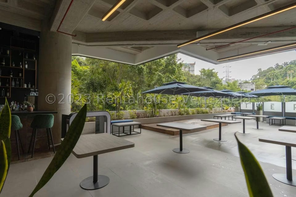 Comercial (Oficina) en Venta en Los Naranjos del Cafetal, Distrito Metropolitano - 13