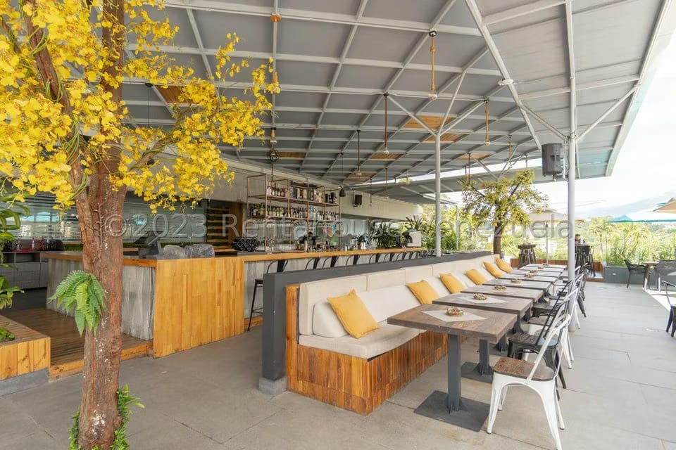 Comercial (Oficina) en Venta en Los Naranjos del Cafetal, Distrito Metropolitano - 15