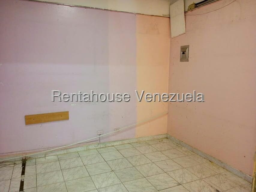 Comercial (Local Comercial) en Alquiler en El Paraiso, Distrito Metropolitano - 6
