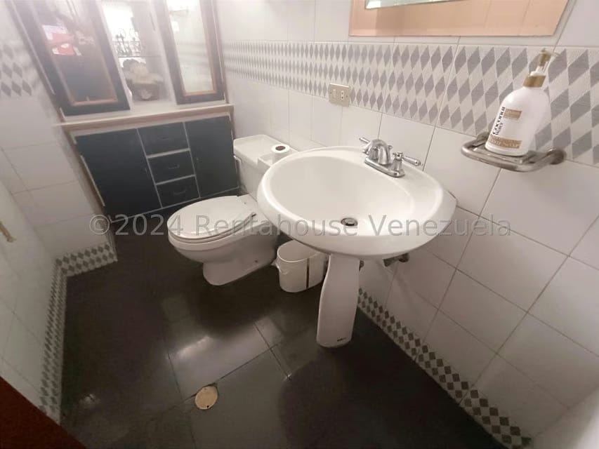 Apartamento (Penthouse) en Venta en El Bosque, Aragua - 26