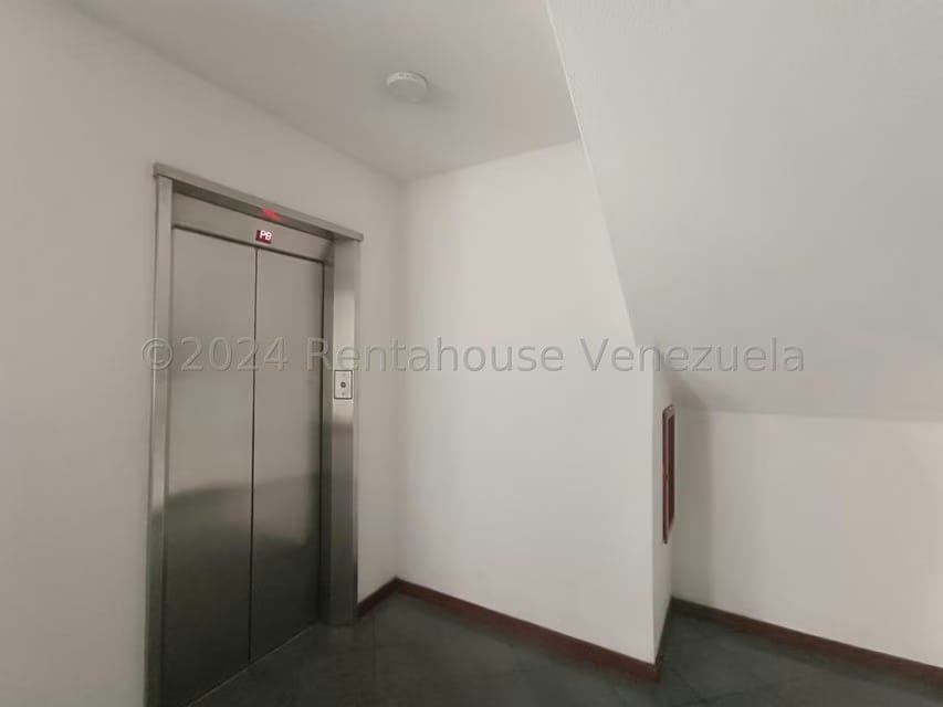 Apartamento (Penthouse) en Venta en El Bosque, Aragua - 36
