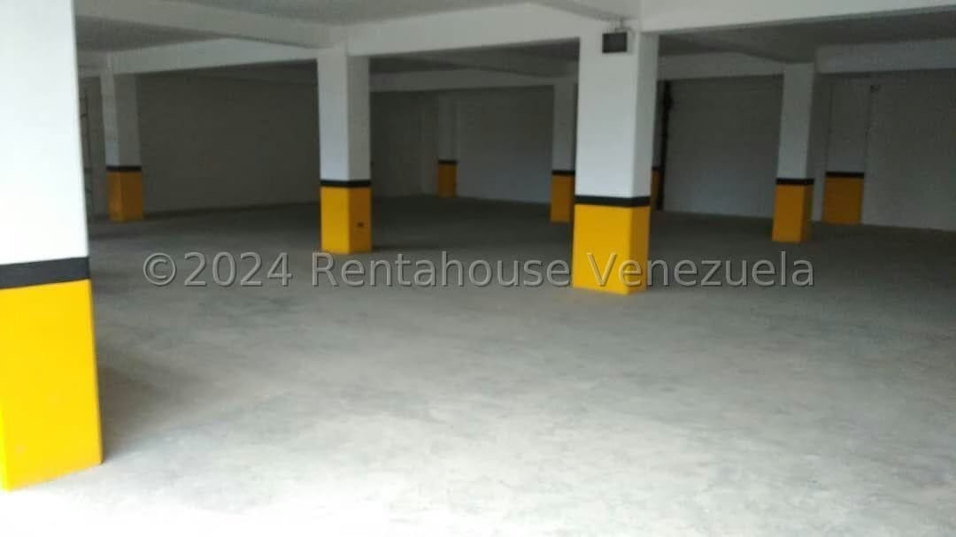 Comercial (Estacionamiento) en Venta en El Marques, Distrito Metropolitano - 3