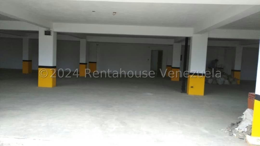 Comercial (Estacionamiento) en Venta en El Marques, Distrito Metropolitano - 4
