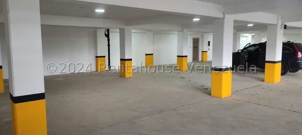 Comercial (Estacionamiento) en Venta en El Marques, Distrito Metropolitano - 7