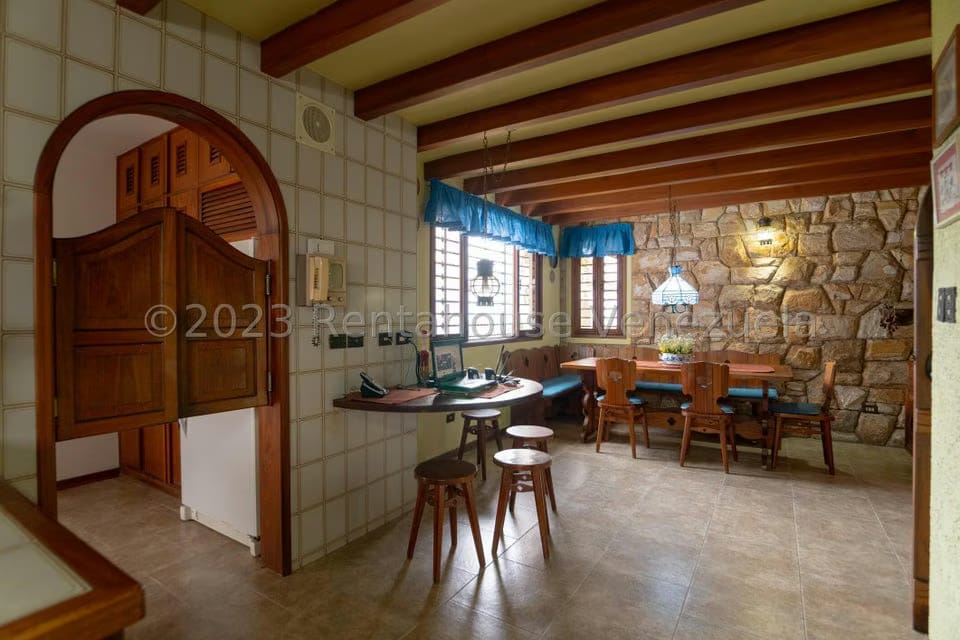 Casa (Multipes Niveles) en Venta en La Lagunita Country Club, Distrito Metropolitano - 23