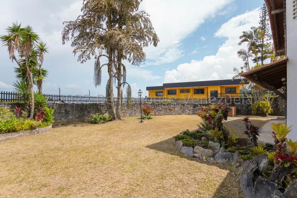 Casa (Multipes Niveles) en Venta en La Lagunita Country Club, Distrito Metropolitano - 34