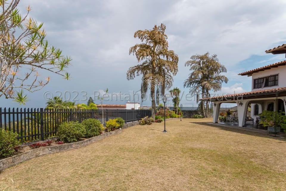 Casa (Multipes Niveles) en Venta en La Lagunita Country Club, Distrito Metropolitano - 41