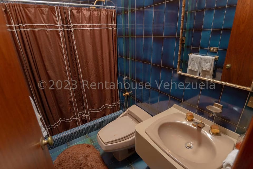 Casa (Multipes Niveles) en Venta en La Lagunita Country Club, Distrito Metropolitano - 47
