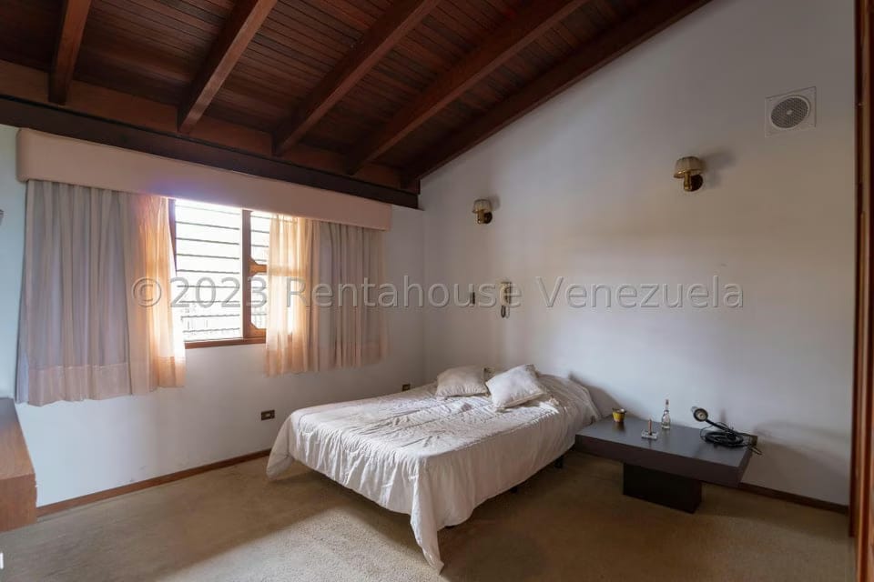 Casa (Multipes Niveles) en Venta en La Lagunita Country Club, Distrito Metropolitano - 50