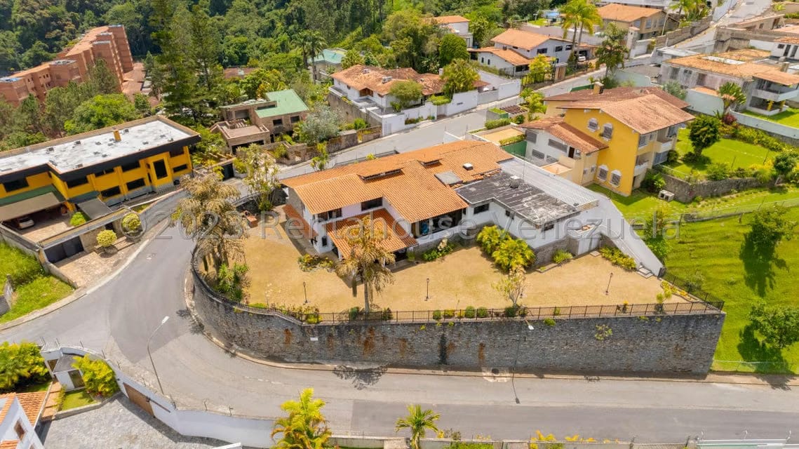 Casa (Multipes Niveles) en Venta en La Lagunita Country Club, Distrito Metropolitano - 61
