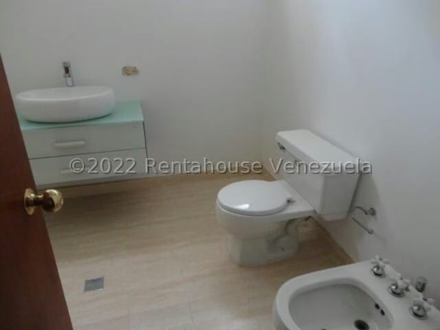 Casa (Multipes Niveles) en Venta en Oripoto, Distrito Metropolitano - 16