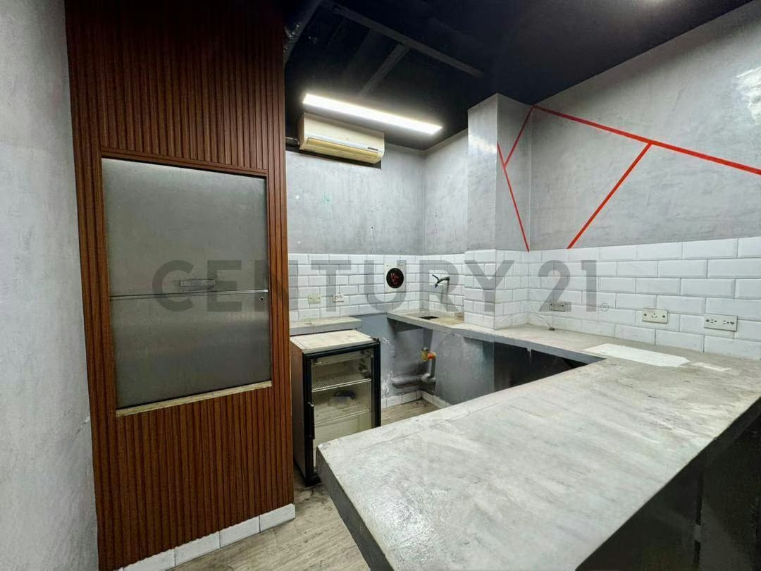 Local comercial en alquiler - 3