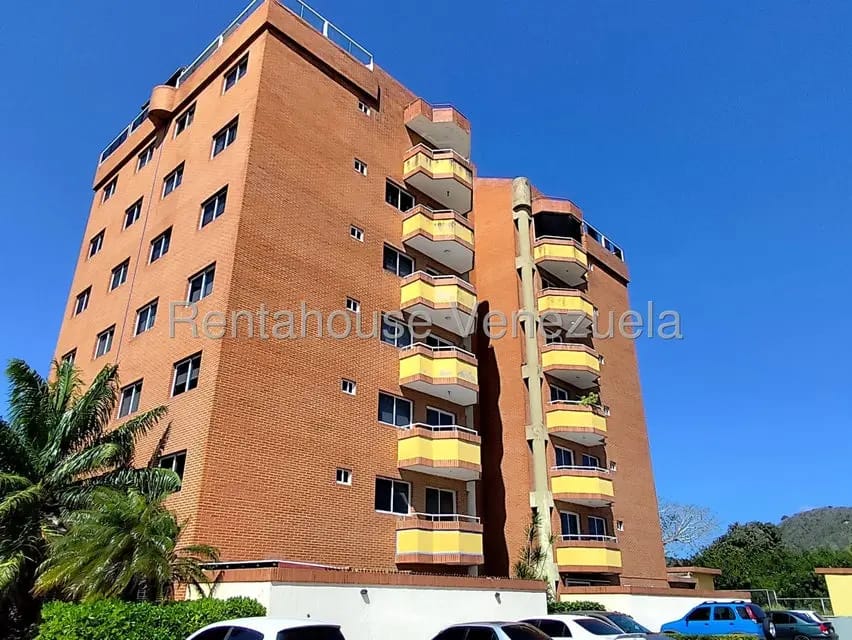 Apartamento (Duplex) en Venta en Los Robles, Nueva Esparta - 2