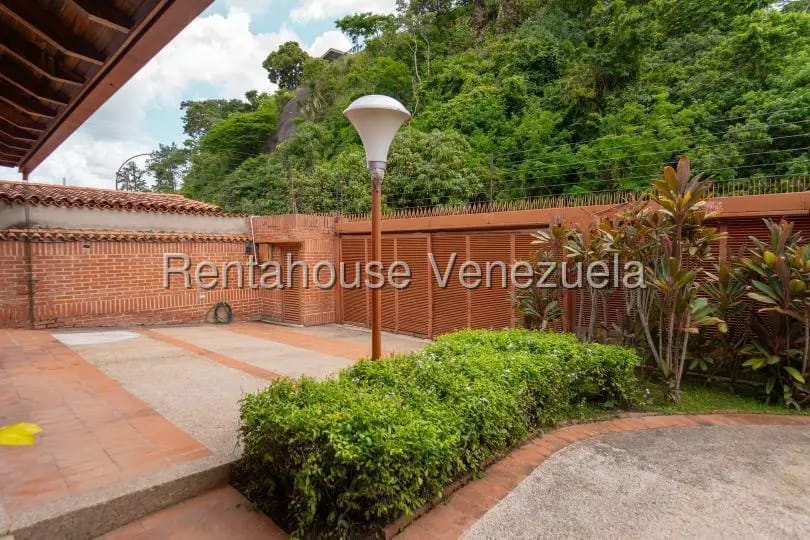 Casa (1 Nivel) en Venta en Colinas del Tamanaco, Distrito Metropolitano - 3