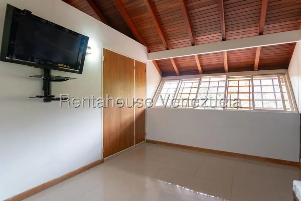Casa (1 Nivel) en Venta en Colinas del Tamanaco, Distrito Metropolitano - 28