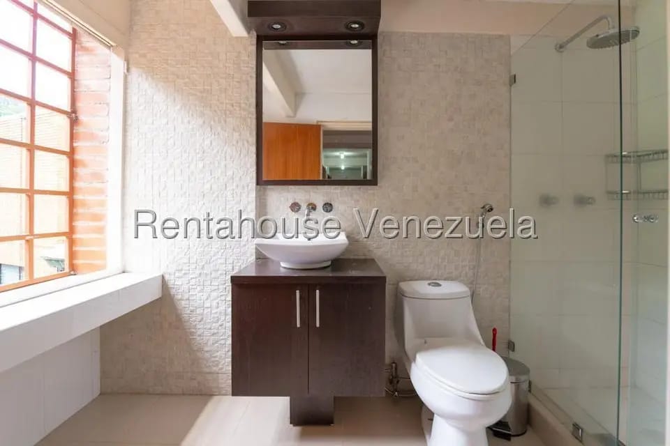Casa (1 Nivel) en Venta en Colinas del Tamanaco, Distrito Metropolitano - 30