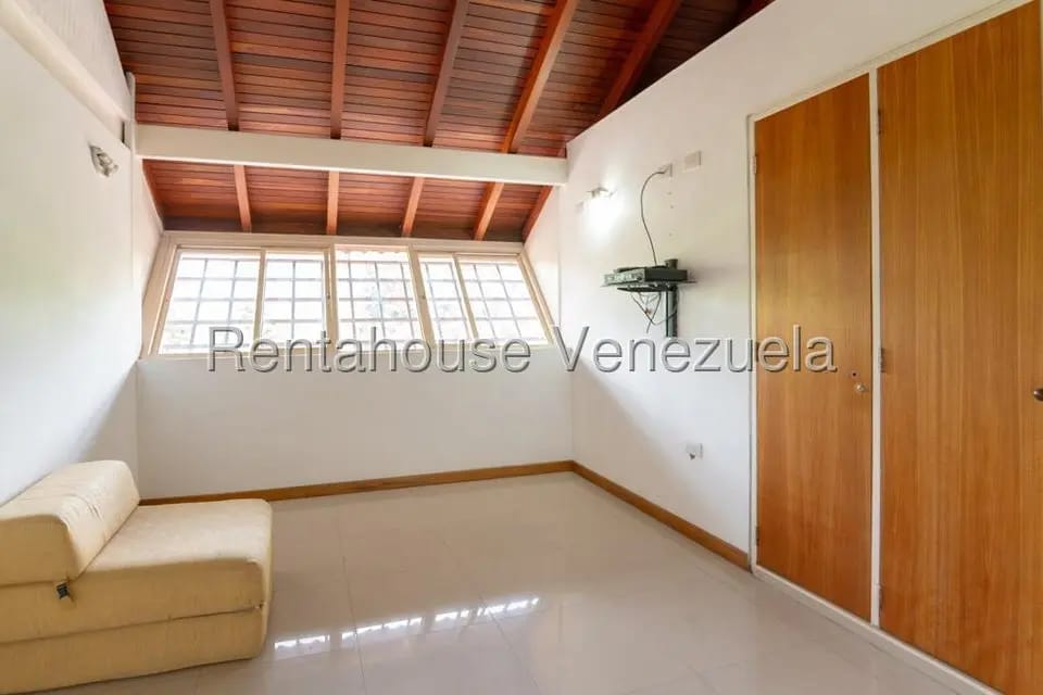 Casa (1 Nivel) en Venta en Colinas del Tamanaco, Distrito Metropolitano - 39
