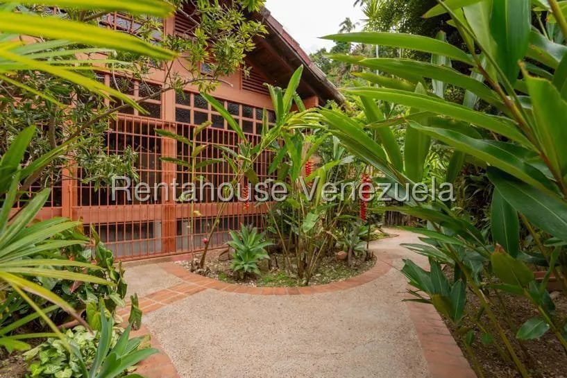 Casa (1 Nivel) en Venta en Colinas del Tamanaco, Distrito Metropolitano - 8
