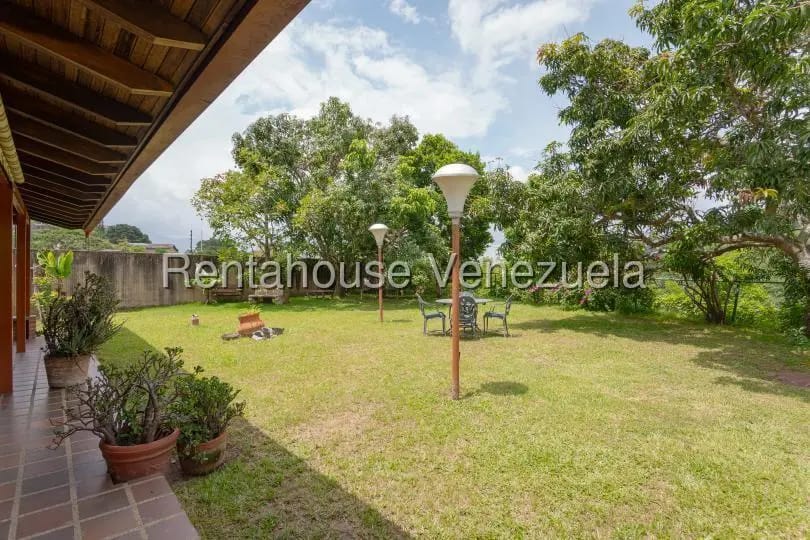 Casa (1 Nivel) en Venta en Colinas del Tamanaco, Distrito Metropolitano - 9