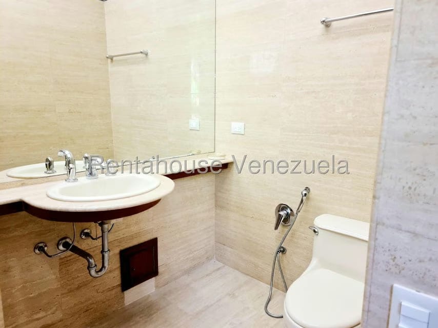 Apartamento (Planta Baja) en Venta en Altamira, Distrito Metropolitano - 21
