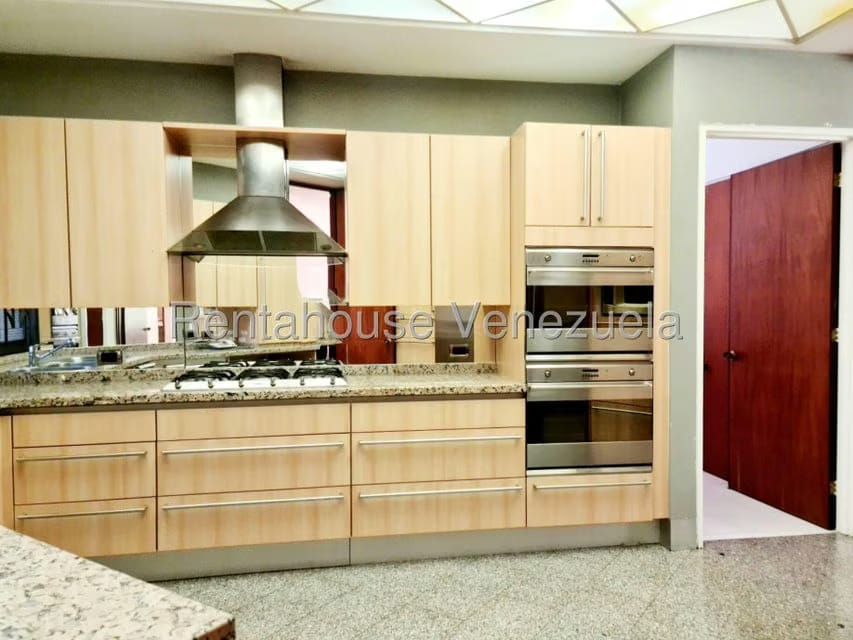 Apartamento (Planta Baja) en Venta en Altamira, Distrito Metropolitano - 7