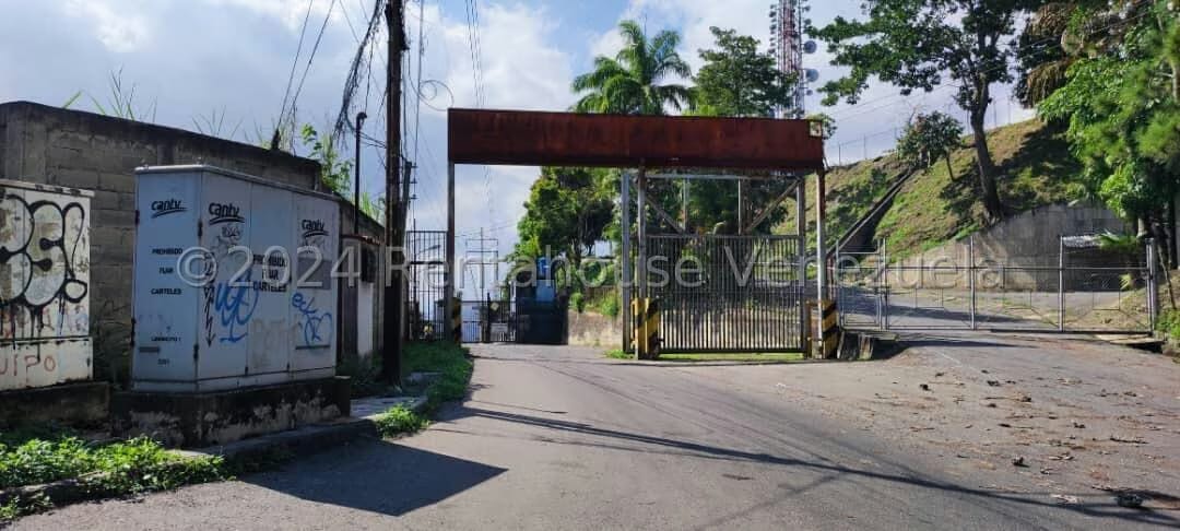 Comercial (Galpon - Deposito) en Venta en Mariche, Distrito Metropolitano - 36
