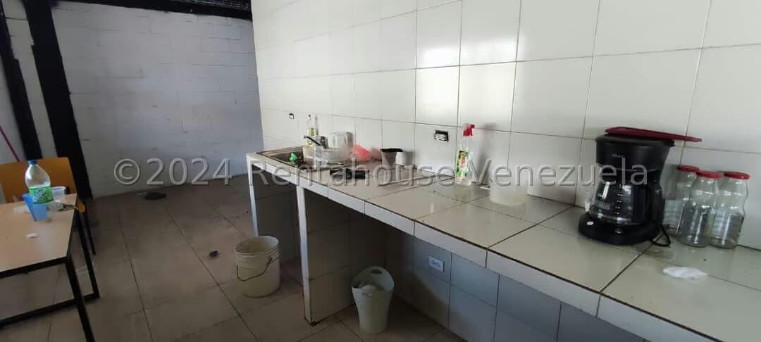 Comercial (Galpon - Deposito) en Venta en Mariche, Distrito Metropolitano - 51