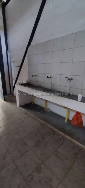 Comercial (Galpon - Deposito) en Venta en Mariche, Distrito Metropolitano - 60