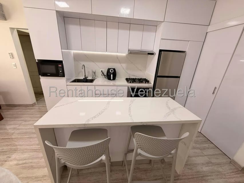 Apartamento (1 Nivel) en Alquiler en El Hatillo, Distrito Metropolitano - 11
